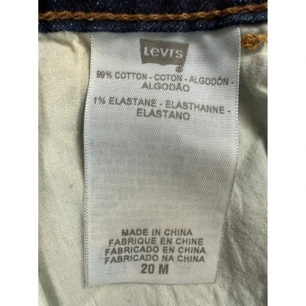 Levis levi 590